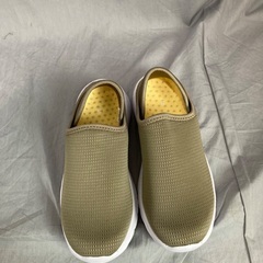  SUPER  GRIP  キックバックシューズ　22.5センチの画像