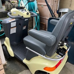 シニアカー、電動車いすの画像