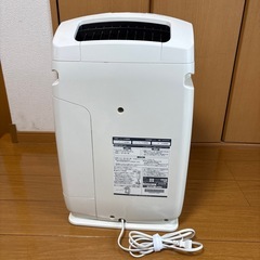 ダイキン　加湿空気清浄機　うるおい光クリエール の画像