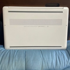 ノートパソコンHP15sseq1000 4ギガの画像