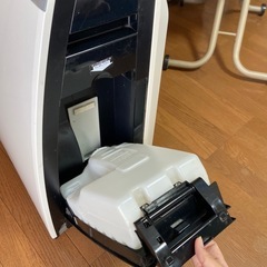 シャープ　加湿空気清浄機　取扱説明書付き　　使い捨てフィルター付きの画像