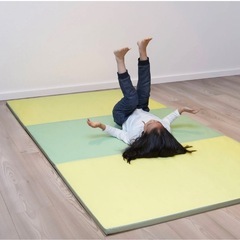 プレイマット　IKEAの画像