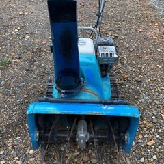 ホンダの除雪機 HS555 雪丸 部品取りの画像