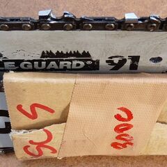 新興　shinko 電動100Vチェンソー　替え刃と替えバー付き　SCS-300Cの画像