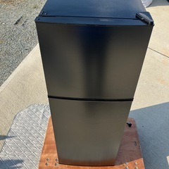 2020年製　2ドア冷蔵庫　MAXZEN 138L