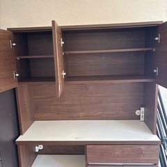 キッチンボード
の画像