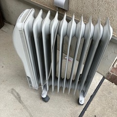 AEG  オイルヒーター ARE1300 エレクトロラックス 暖房 空調 ELECTROLUX ストーブ の画像