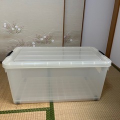 キャスター付きクリアボックス　Ｂ
の画像
