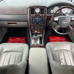 希少!!クライスラー300cツーリング/車検8年12月迄/06年モデル/右ハンドル/正規ディーラー車/内装装備充実の画像