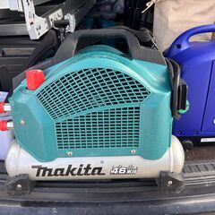 商談中。Makita  AC463XS エアーコンプレッサーの画像