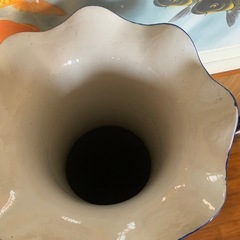 大きな壺の画像