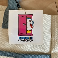 ハローキティ　ドラえもん　コラボトートの画像