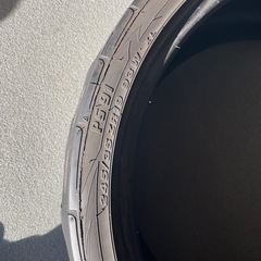 大幅値下げ！！！ 245/35R/19夏タイヤ2本セットの画像