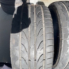 大幅値下げ！！！ 245/35R/19夏タイヤ2本セットの画像