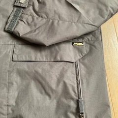 BURTON スノーボードウエアの画像