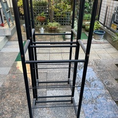 購入者決まりました　丈夫なタイヤラック　スチール製の画像