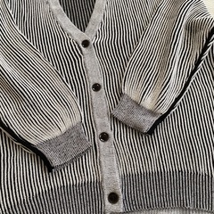 【新品未使用】カーディガンの画像