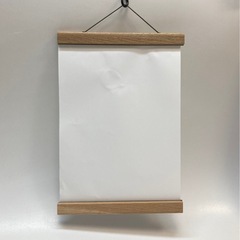 ポスターハンガー A4サイズの画像
