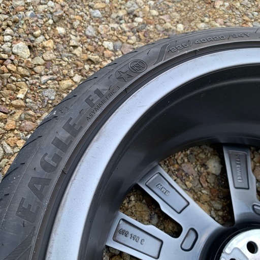 美品　希少　タイヤ8分以上　BMW純正 Mライト・アロイ・ホイール・Vスポーク・スタイリング　X1 X2 M351　(8.0Jx20 
