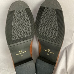 レンガ通り　ピット付き　フラットローファーの画像
