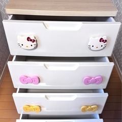 お値下げ交渉NG  ハローキティ  衣装ケースの画像