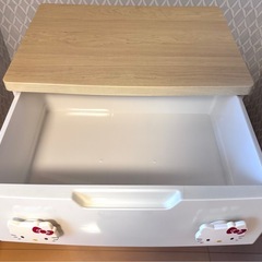 お値下げ交渉NG  ハローキティ  衣装ケースの画像