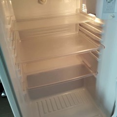 【無料】無印良品 137L 冷蔵庫 (2013年製) - 11月7日までに江戸川区・4階・エレベーター無しまで引き取り可能な方の画像