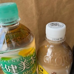 ②コカコーラ爽健美茶ジョージアブラックカフェラテセットの画像