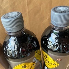 ②コカコーラ爽健美茶ジョージアブラックカフェラテセットの画像