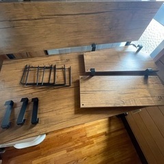 【値下げ】突っ張り壁面　折りたたみデスクの画像