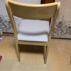 ニトリの椅子の画像