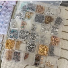 ネイルアクセサリーパーツの画像