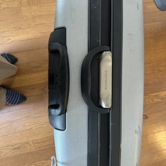 サムソナイトスーツケースの画像