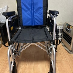 車椅子軽量折り畳み式
の画像