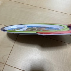 子供用食器の画像
