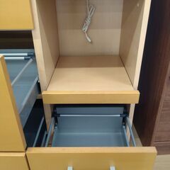 リユースのサカイ浦和店 【F173】★食器棚 2枚扉 ナチュラルの画像