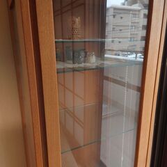 木製ショーケース　ガラスの棚ですの画像