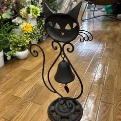 鉄製キャットベルの画像