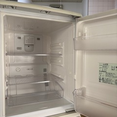 冷蔵冷凍庫の画像