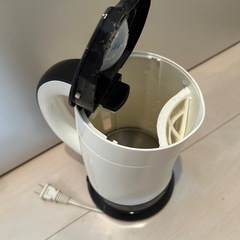 電気ケトルの画像
