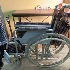 $ 車椅子　TacaoF 24インチ WHSE01DC　幸和製作所 の画像