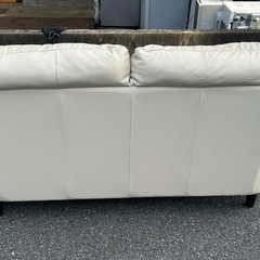 italsofa イタリア　ソファ　ホワイト　2人掛けの画像