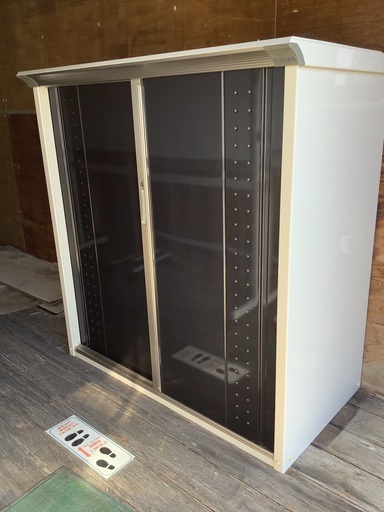 TAKUBO タクボ 物置 鍵付 W133×D73.5×H140cm 管H251027IK (ベストバイ 静岡県袋井市)