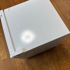 【ほぼ美品】小型冷蔵庫の画像