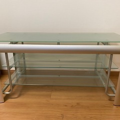 ガラス製　テレビ台　　の画像