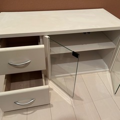 テレビ台の画像