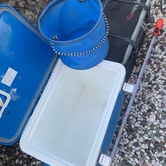 釣道具　クーラーボックス③の画像