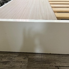 ベッドの画像