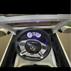 メルセデスベンツ　電動
ミニカーの画像