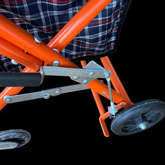 折りたたみ軽量シルバーカー 座面付き 三輪キャリーカート チェック柄 オレンジの画像